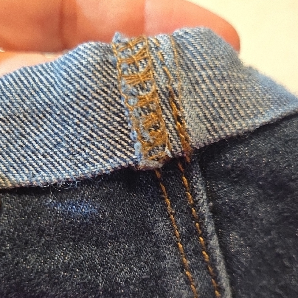 Old Navy Dark Blue Cuffed Jean Shorts Size 16 - Picture 5 of 5